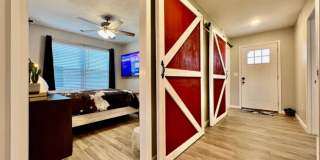 NEW Farmhouse Retreat Rustic decor and Cozy vibes! Gallery 30