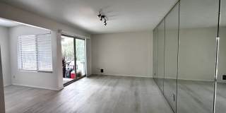 Updated 2-Bedroom Condo with Water Views, 2 Parking Spaces & Poolside Location Gallery 8