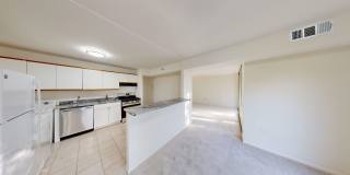 Fresh and ready 2Bed/1Bath - Close to Metro, Shopping, and Dining! Gallery 10