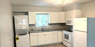 Charming 2BR Condo in Bashford Manor Gallery 3