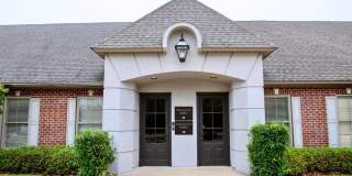 1888 HUDSON CIRCLE Gallery 1