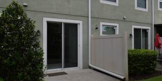 Super 3 bdrm 2-1/2 bath townhome  in gated Community! Gallery 14