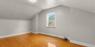 11110 Wayburn Street Gallery 15