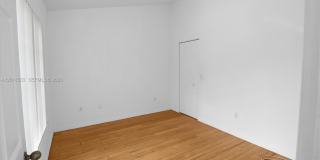 117 SE 3rd Ave Gallery 18