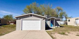 Charming Updated Home  Paulden Gallery 1