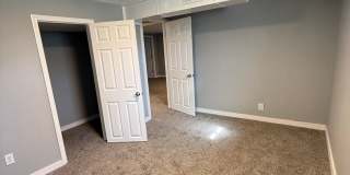 4 bedroom/1 bath/detached storage building Gallery 32