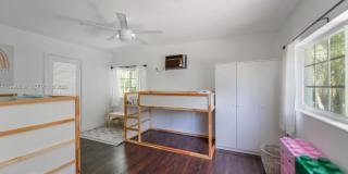 1714 Costado St Gallery 27