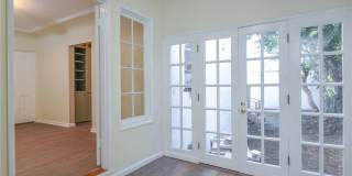 226 S Rexford Drive Gallery 10