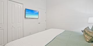 7661 RUTHERFORD LANE Gallery 37