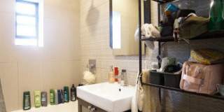 1059 Bergen Street Gallery 4