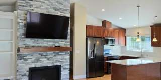 Auburn west hill - 4 bedroom & 3 bathroom well maintained home. Available NOW!! Auburn west hill - 4 bedroom & 3 bathroom well maintained home. Available NOW!! Gallery 9