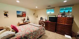 88 The Glen Gallery 23