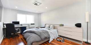 320 E Shore Road Gallery 13