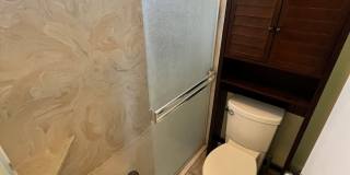 East- 3 bedroom/ 2 bathroom home with sparkling pool! Gallery 40