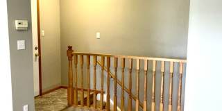 Spacious 3 bed/2 bath - walk to campus! Gallery 11