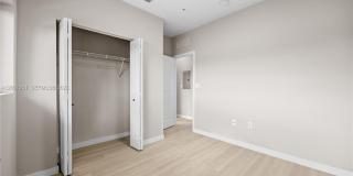 630 NE 166th St Gallery 21