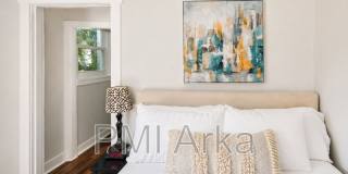 1219 North Allen Place Gallery 18