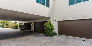 240 Shore Court Gallery 36