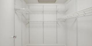 2255 Wisconsin Gallery 20