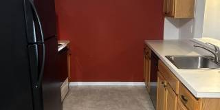 413 GREGORYS Way Gallery 3