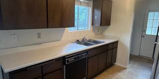 $2,475 3 Bed/2 Bath House -Country Club Estates neighborhood $2,475 3 Bed/2 Bath House -Country Club Estates neighborhood Gallery 1