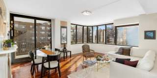 52 East End Avenue Gallery 1