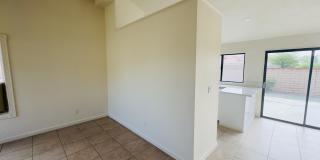 3282 N Mica Drive Gallery 6