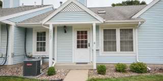 One Level Living in this 2br Townhome! Gallery 6
