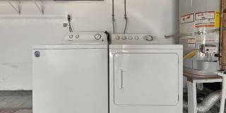 SD: Spacious 3BD/2BA Home in Oceanside with Large Backyard, In-Unit Laundry & Attached Garage Gallery 22
