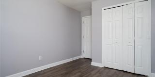 437 E OAKWOOD Avenue Gallery 11