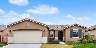 Spacious 3BD/2BA Home in Bakersfield's 93313 — Fully Equipped, Garage & Small Pets Welcome! Spacious 3BD/2BA Home in Bakersfield's 93313 — Fully Equipped, Garage & Small Pets Welcome! Gallery 1