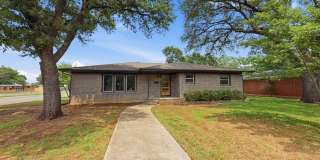 2137 Lenamon Street Gallery 2