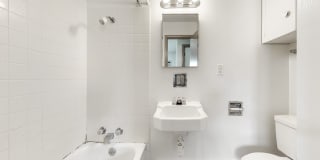 Plaza Manor Gallery 39