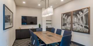 The Hudson Gallery 22