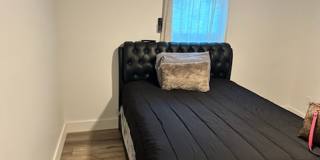 Room in 3 Bedroom Home at Welch St SW Gallery 13