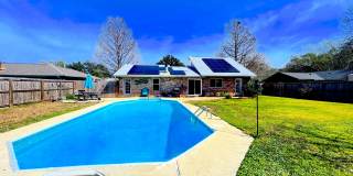 3585 Riddick Drive Gallery 1