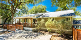 Stunning Renovation - New Hardwood flooring, tile in Kitchen. Granite countertops, breakfast bar Gallery 3