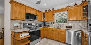 253 PARK Circle S Gallery 10