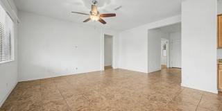1133 E Buckingham Avenue Gallery 5