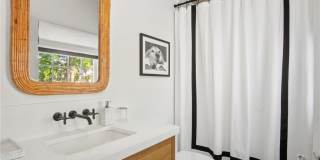 50 Cliff Avenue Gallery 21