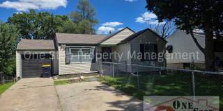 Beautiful 3 Bedroom 2 Bathroom in Kansas City Gallery 1