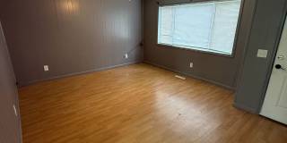 1404 Larsen Lane Gallery 1