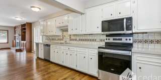 Mid Century Modern Gem in the Heart of The Village MOVE IN SPECIAL Gallery 15