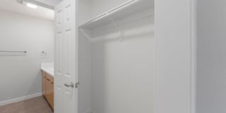 Grove House Gallery 34