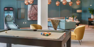 Essex Luxe Apartments Gallery 33