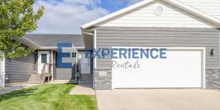 Spacious 3BR Townhome on Quiet Cul-de-Sac | 2,000+ Sq Ft & Attached Garage! Gallery 1