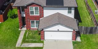 2-Story 3 Bedroom, 3 Bathroom Home with Solar Panels!!! Gallery 3
