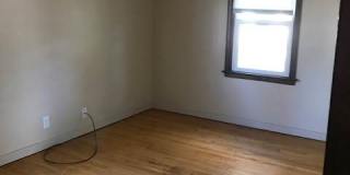 300 South Maple Avenue - 302 Gallery 3