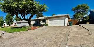 Great home available NOW Gallery 3