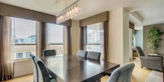 Spacious condo at the iconic Watermark Towers Gallery 12